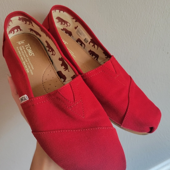 Shoes - Red Toms